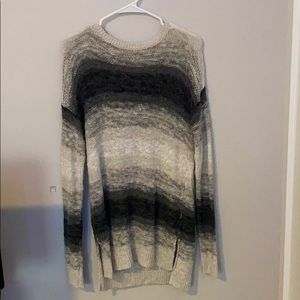 Multicolored sweater.